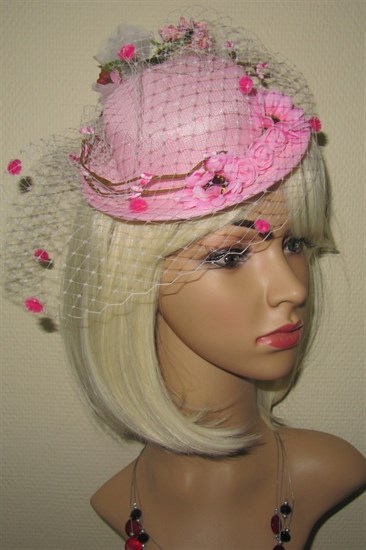 Розовая шляпка цилиндр с цветами Флора - фото 12872