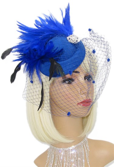 Синяя шляпка с вуалью с шикарными перьями - фото 15492