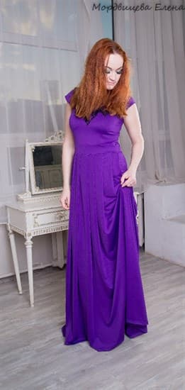 Яркое фиолетовое платье в пол с широкой юбкой и складками - фото 5415