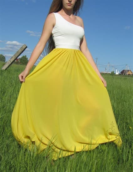 Ярко-желтое платье на одно плечо - фото 6517