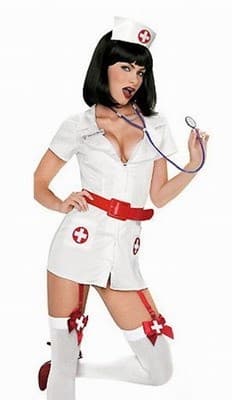 Белая медсестра с красным ремнем и подвязками - фото 8029