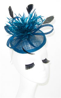 Шляпка-таблетка с перьями Сандра цвета морской волны