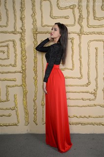 Красное платье в пол с черным бархатным верхом - фото 6454