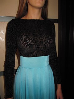 Голубое платье в пол с черным верхом из панбархата - фото 6492