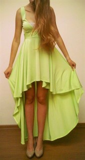 Салатовое платье спереди короткое, сзади длинное. 257 - фото 7204