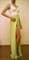 Летнее платье с салатовой юбкой и разрезом - фото 7377